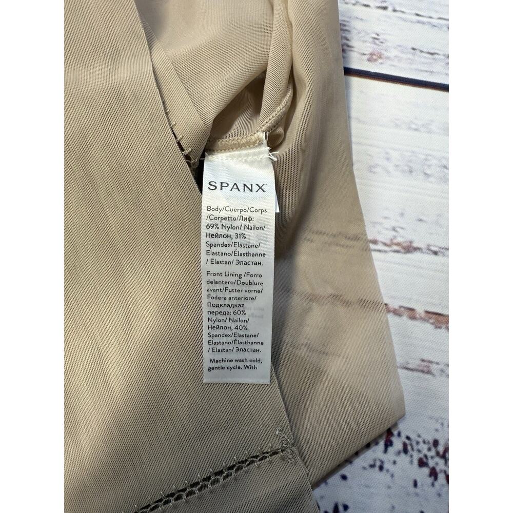 Spanx Red Hot Shapewear Slip Women's Size M Sandcastle Nude Tan NWT - Picture 6 of 8
